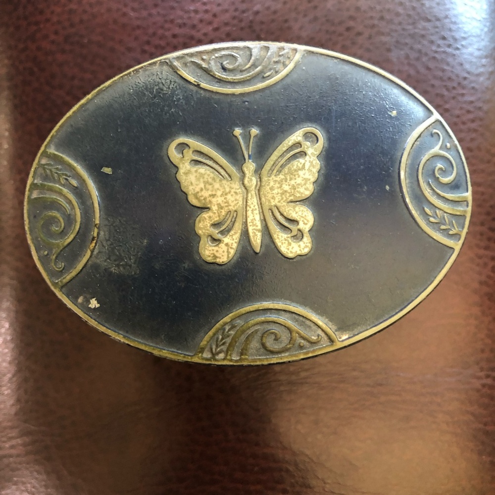 VINTAGE FACE POWDER BOX